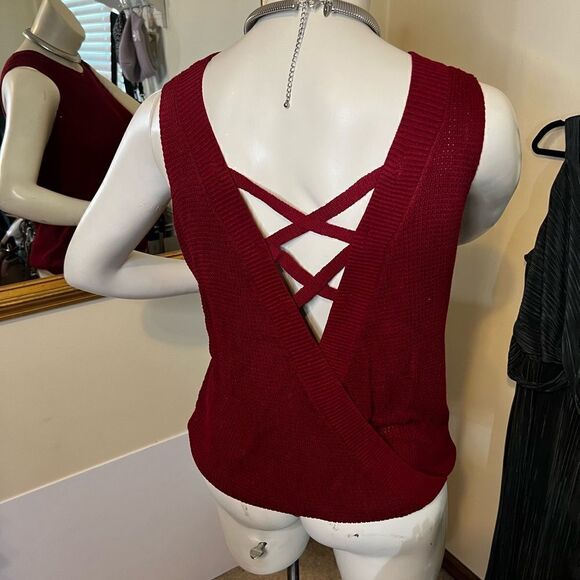 That red sweater. Light sweater, tank. With party in the back. - Picture 4 of 4